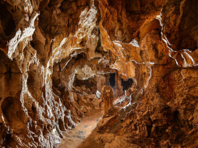 Grotte de Thaïs